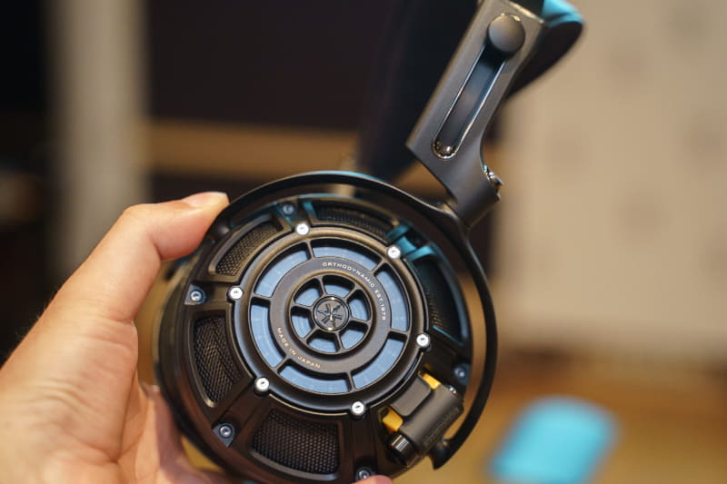 ハイエンド有線ヘッドフォン「YH-5000SE」