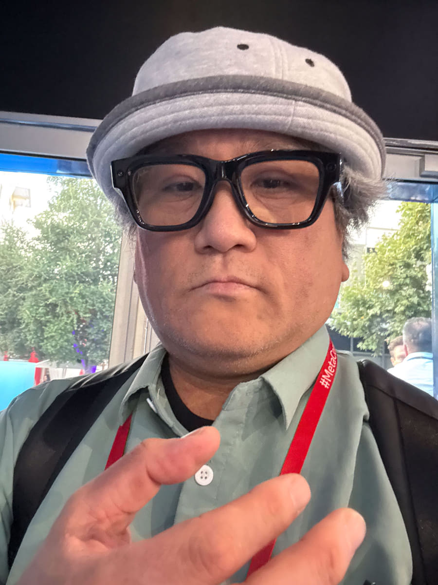 筆者もかけてみた。カラーはブラック