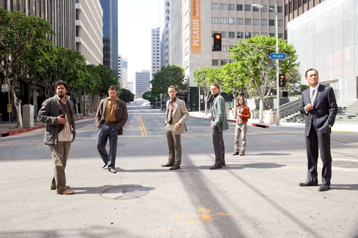 <span class="fnt-70">(C)2010 LEGENDARY PICTURES FUNDING, LLC, WARNER BROS. ENTERTAINMENT INC. ALL RIGHTS RESERVED.</span>