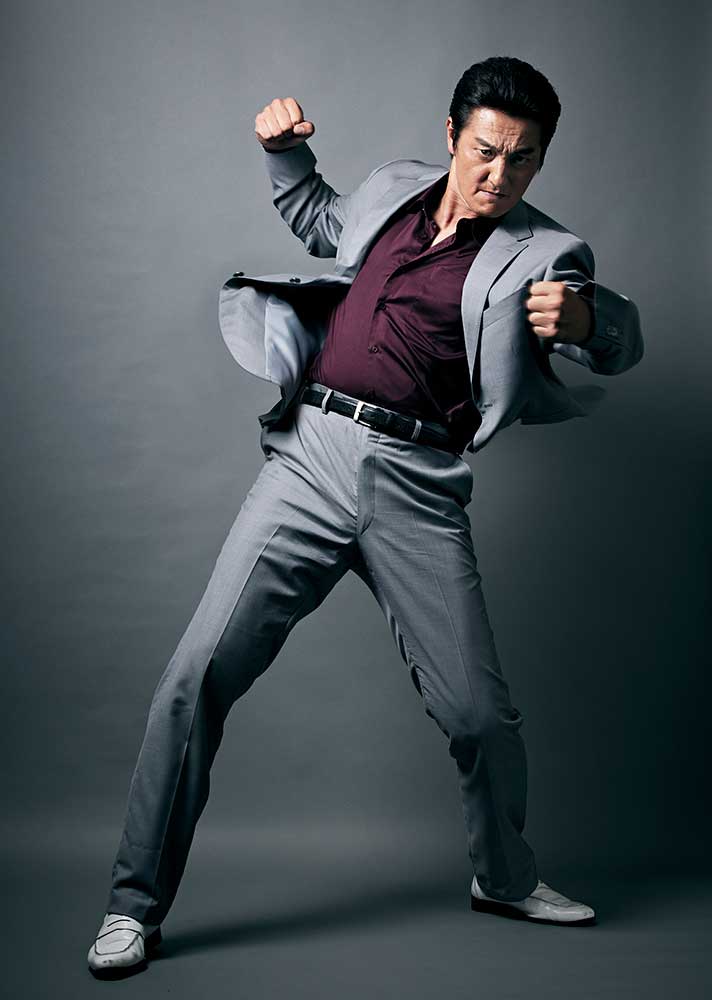 本宮泰風(桐生一馬役)<br><span class="fnt-70">(C)SEGA</span>