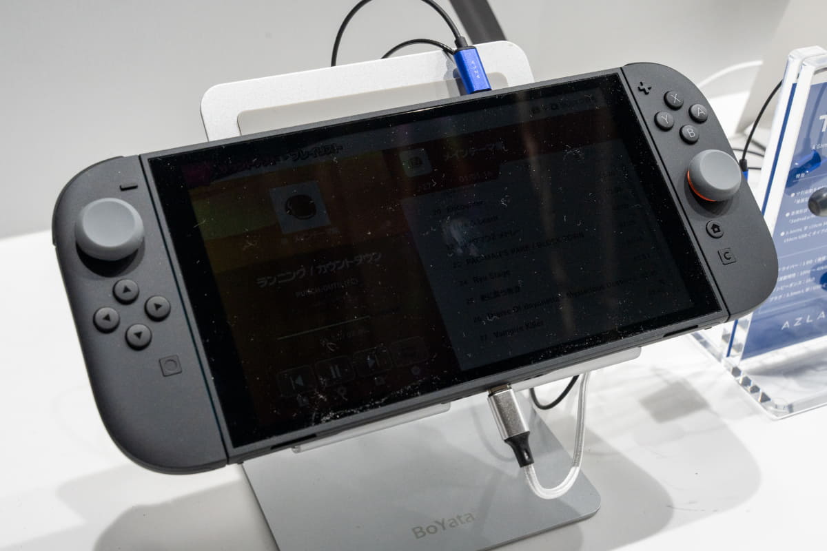 Switch2のJoy-Con2に付けたところ