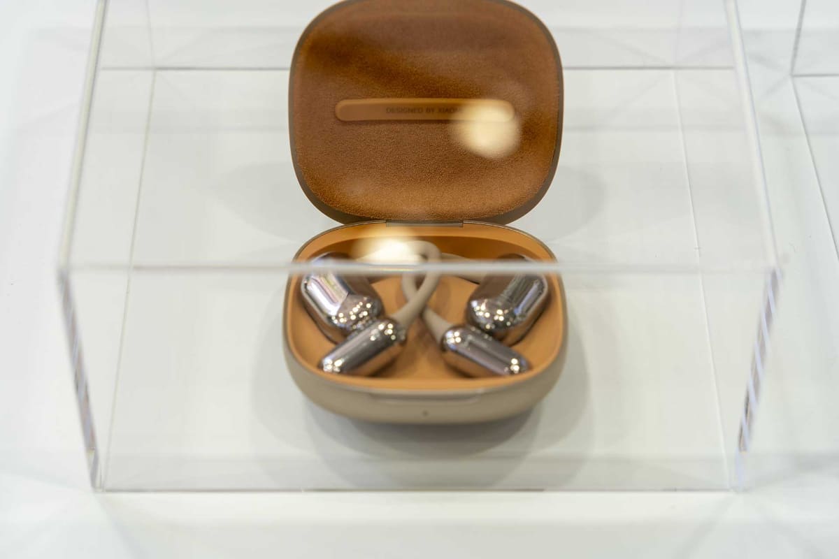 「Xiaomi OpenWear Stereo Pro」ゴールド