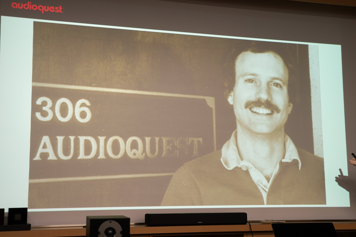 オーディオ機器の販売をしていたビル・ロウ氏