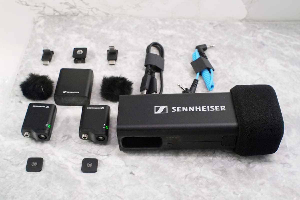 2ch Setに含まれるパーツ類。これに収納ポーチが付属する