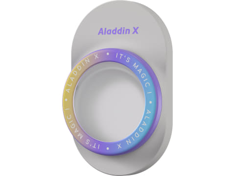 Aladdin X初のポータブルプロジェクター「Aladdin Poca