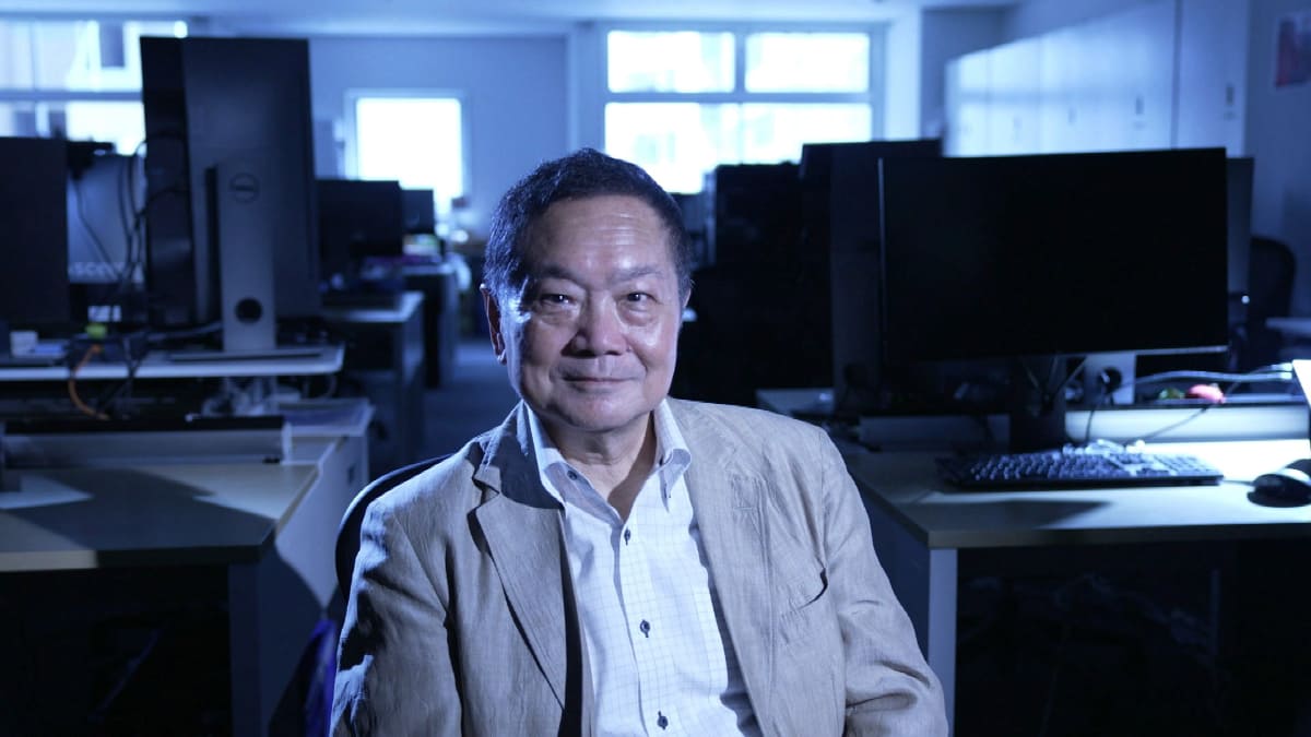 開発リーダー 久夛良木健氏