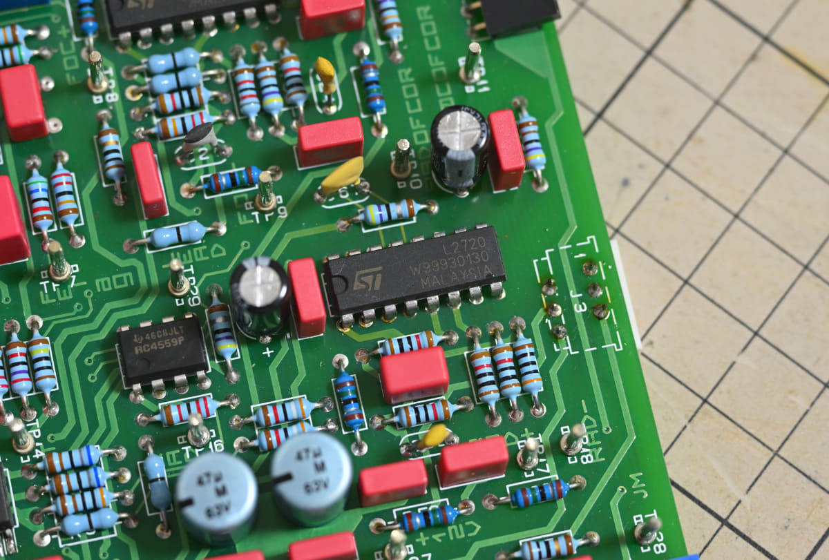 パワーオペアンプ