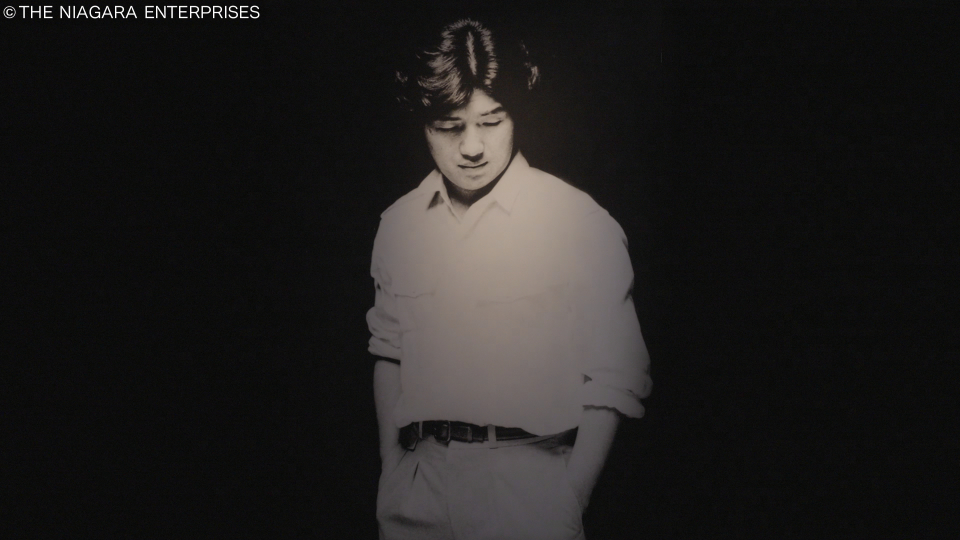 <span class="fnt-70">(C) THE NIAGARA ENTERPRISES</span>