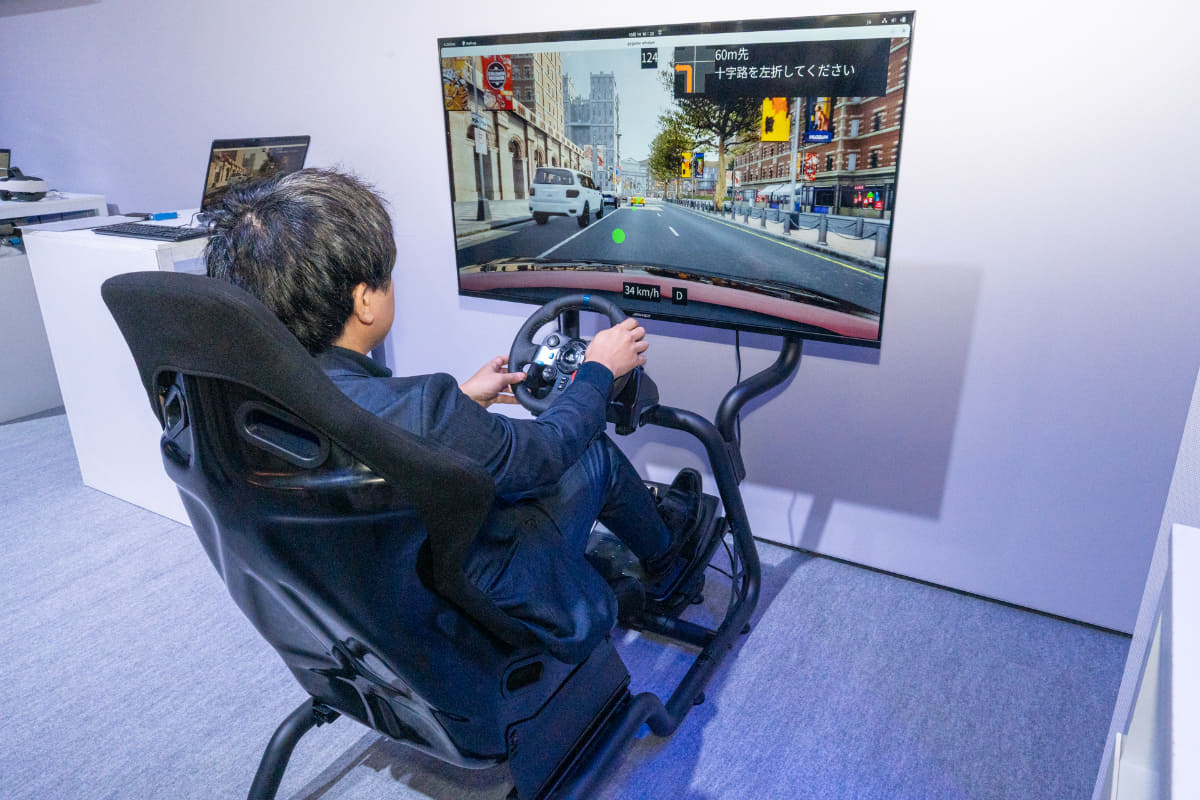 シミュレーション結果。サイドミラー、バッグミラーが無くて難しいそう