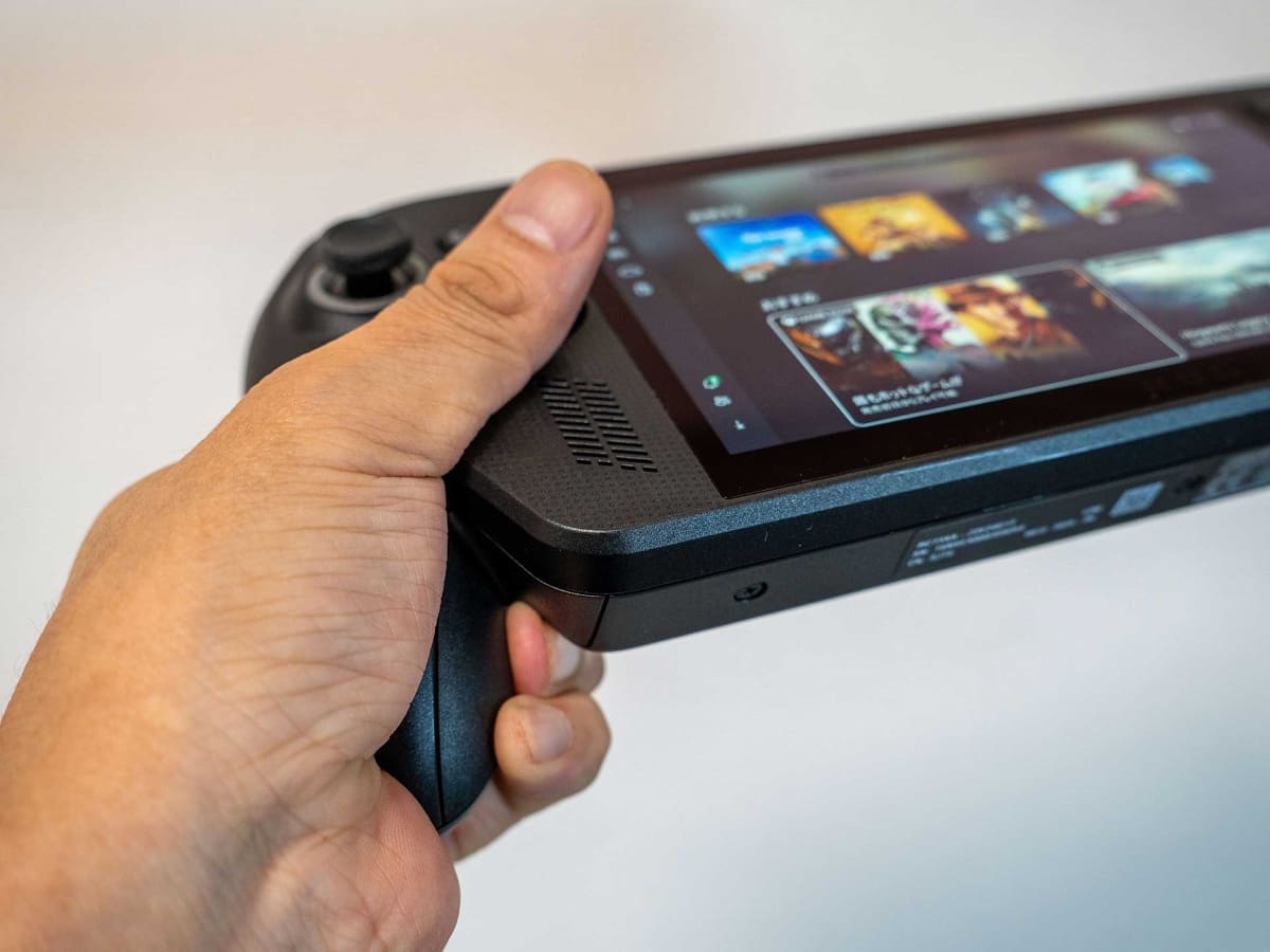 グリップがあってここを握るイメージ