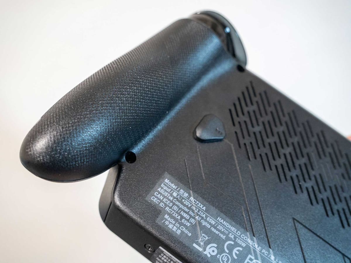 グリップがあってここを握るイメージ