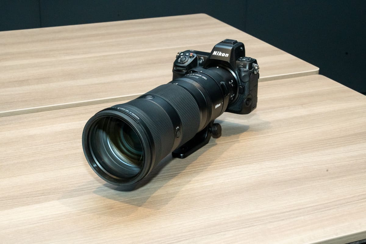 Z8に「NIKKOR Z 180-600mm f/5.6-6.3 VR」を付けたところ