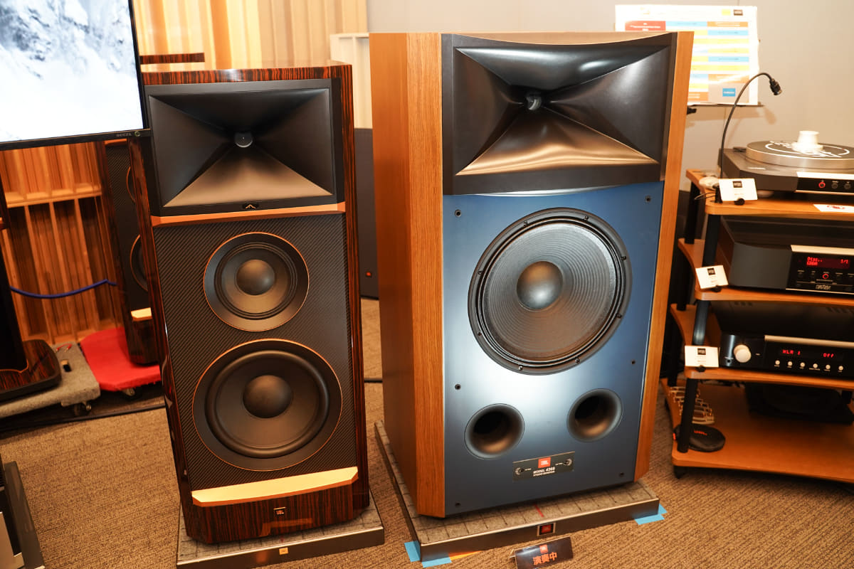 Summit Makaluよりも背が高い