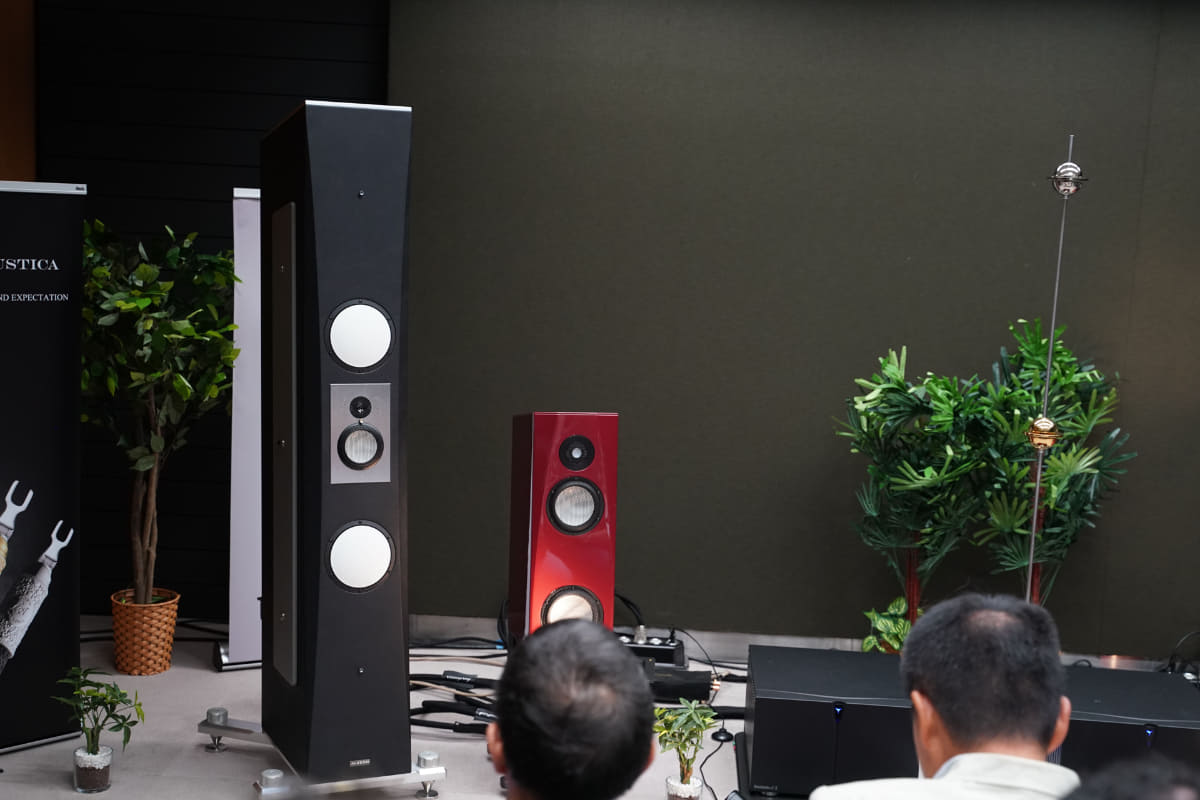 左から「ALECTA Diamond SG」「ACHEMA」