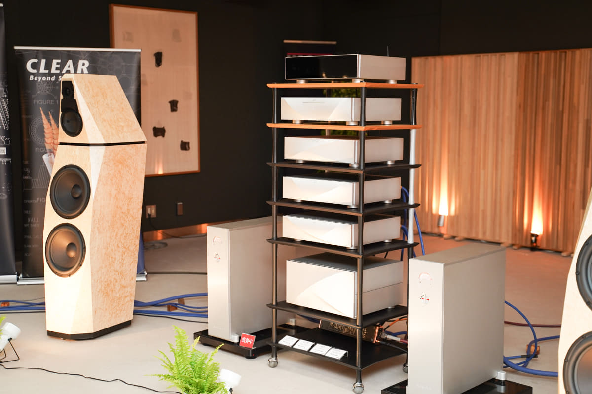 トランスポートを加えた「dCS Varese Music System」