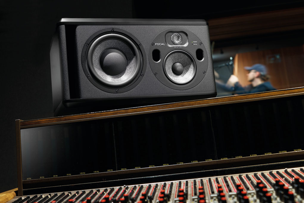 ST TRIO 6 BLACK