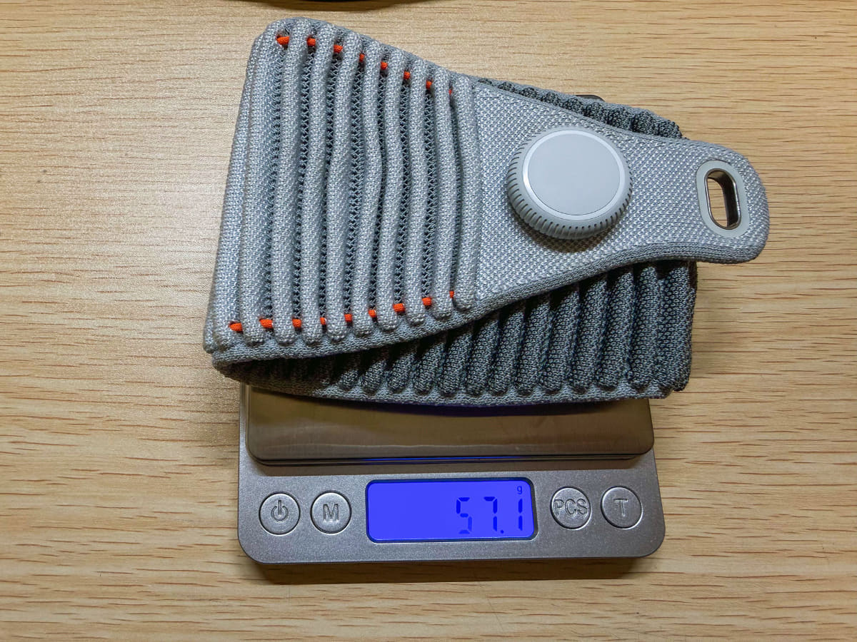 ニットバンド(M)は、実測で57g程度