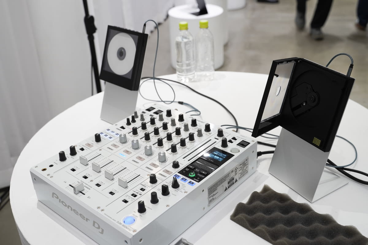 イベント会場にはCp1を2台使ったDJセットも用意