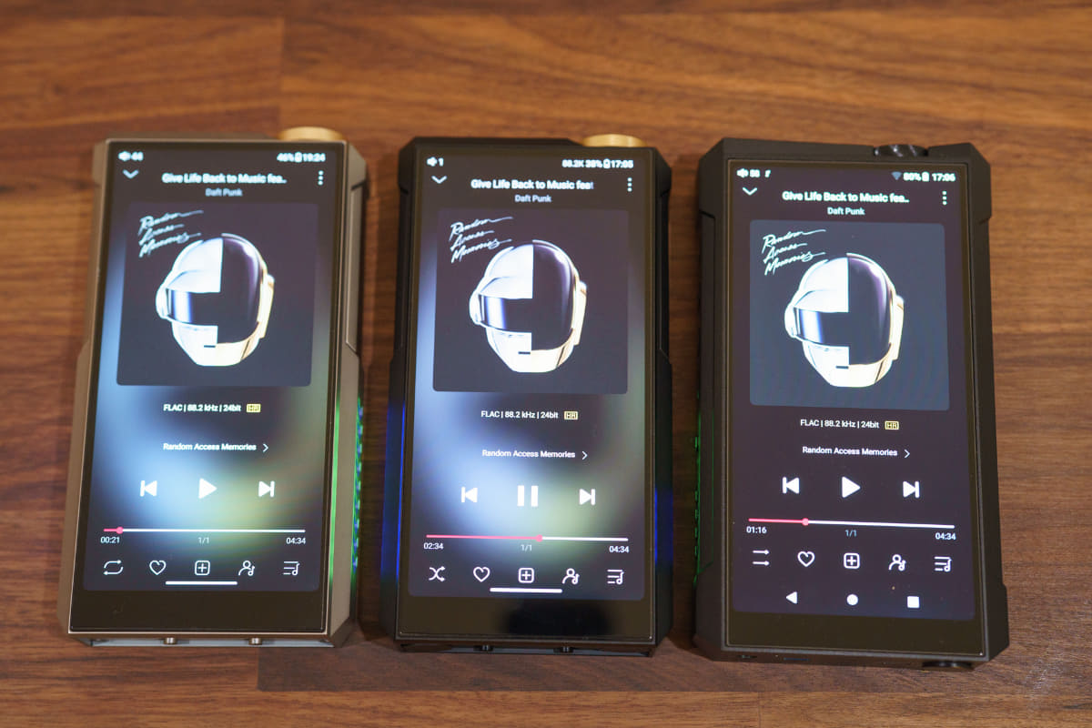 左から「M27 Titanium Alloy」「M27 Aluminum Alloy」「M17」