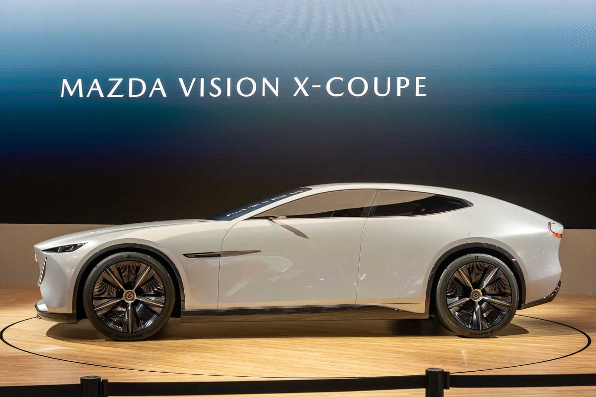 マツダのビジョンモデル「VISION X-COUPE」