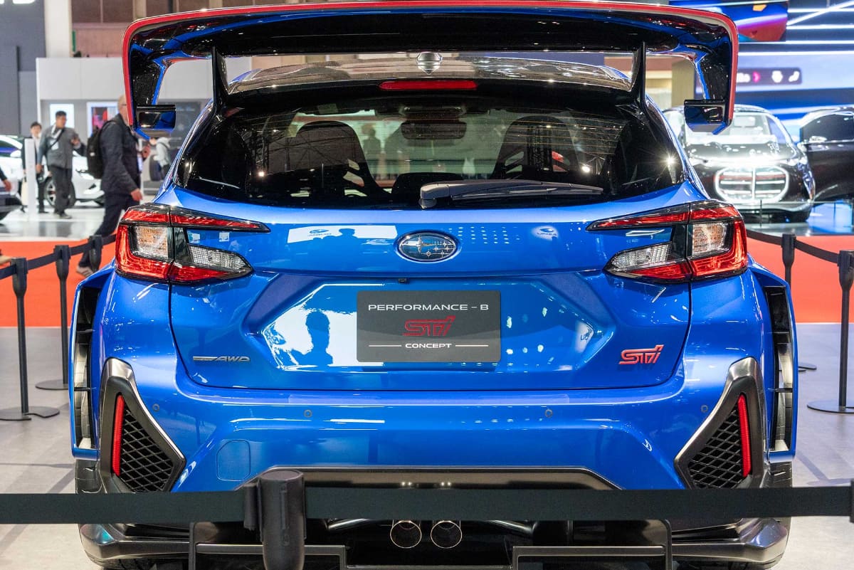 スバルの内燃機関 STIコンセプトモデル「Performance-B STI concept」