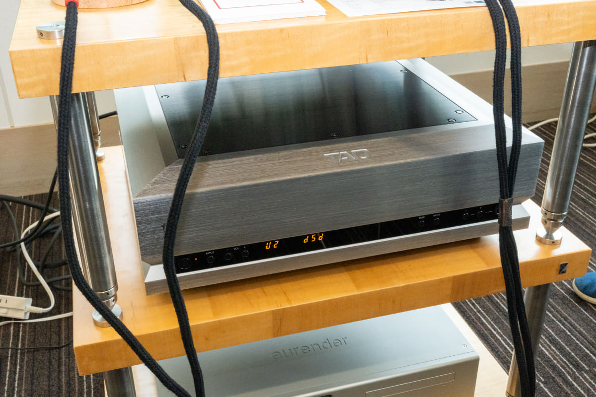 Euridiche SXの試聴に使われていたTAD「DA1000TX」