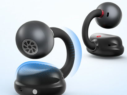 EarFun「Clip」もイヤフォン本体にL/Rの印字や色塗りがされている。