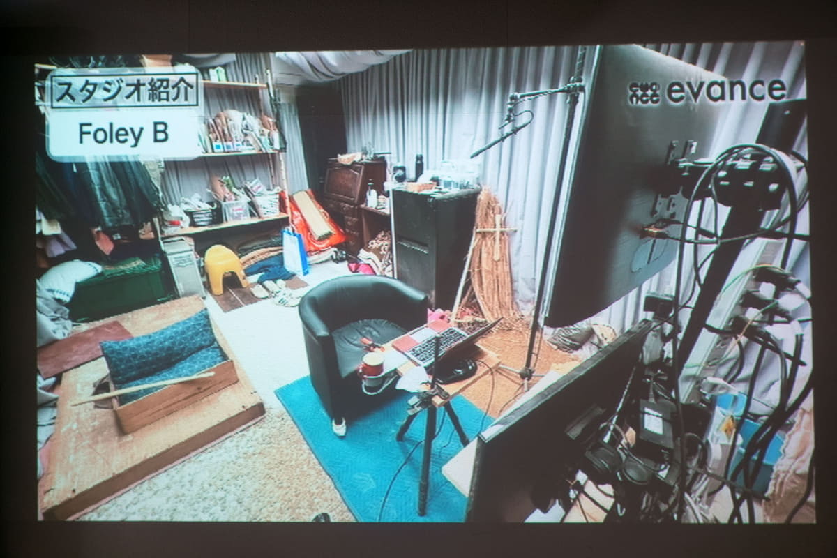 10畳ぐらいのBスタジオ