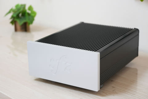 レビュー】「オーディオは電源が大事」、リニア電源搭載のSFORZATO