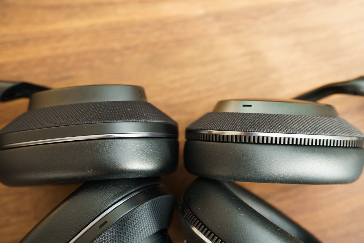 左からPx7 S2e、Px7 S3。ハウジングがかなり薄くなった