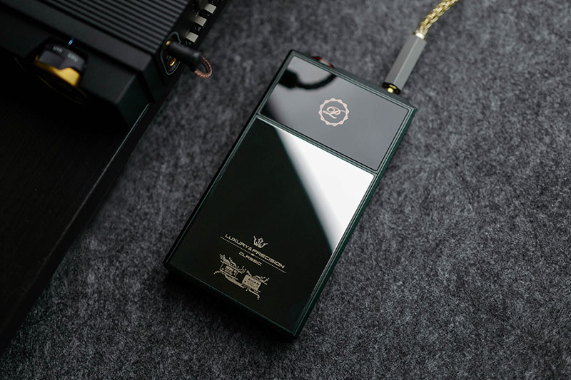 ポータブルプレーヤー「E7PCM1792A」