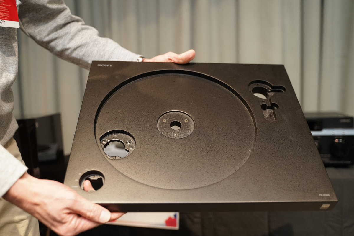 PS-HX500のベースに使われているのはMDF