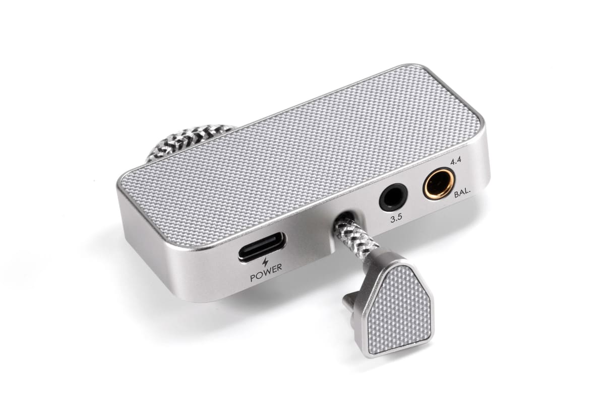 ポータブルDACアンプ「TC44Grip」