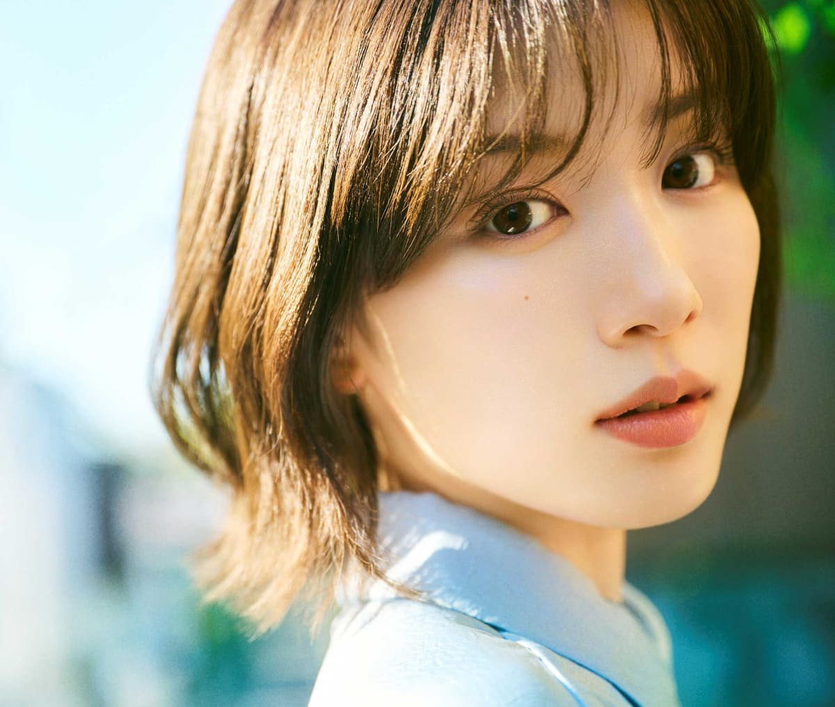主演を務める永野芽郁。役作りにあたってロングヘアをばっさりカットし、新たなビジュアルで本作に挑む