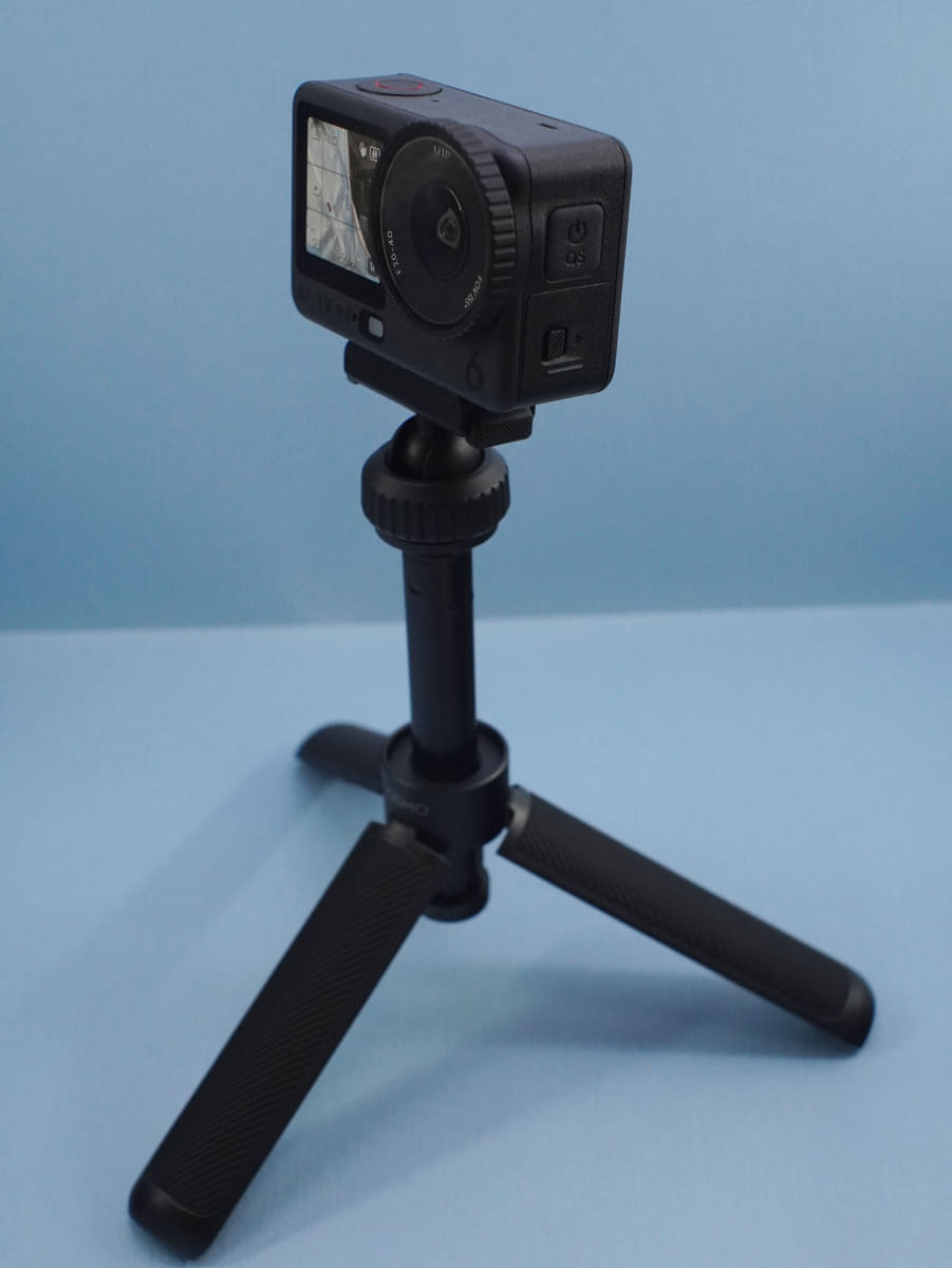 延長して自撮り棒にもなる「Osmo Action 両方向ミニ延長ロッド」