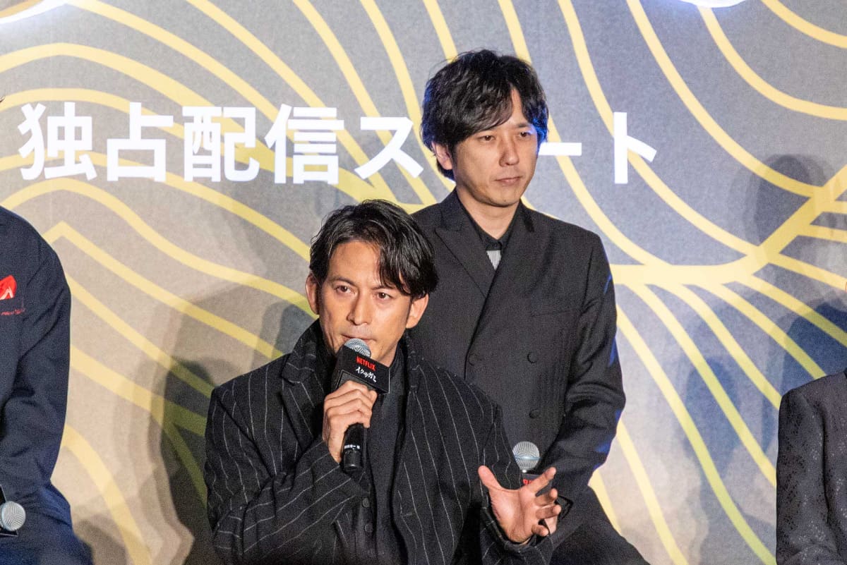 浅草寺で行なわれたイベント「戦神祭 -始め-」に登壇した岡田准一