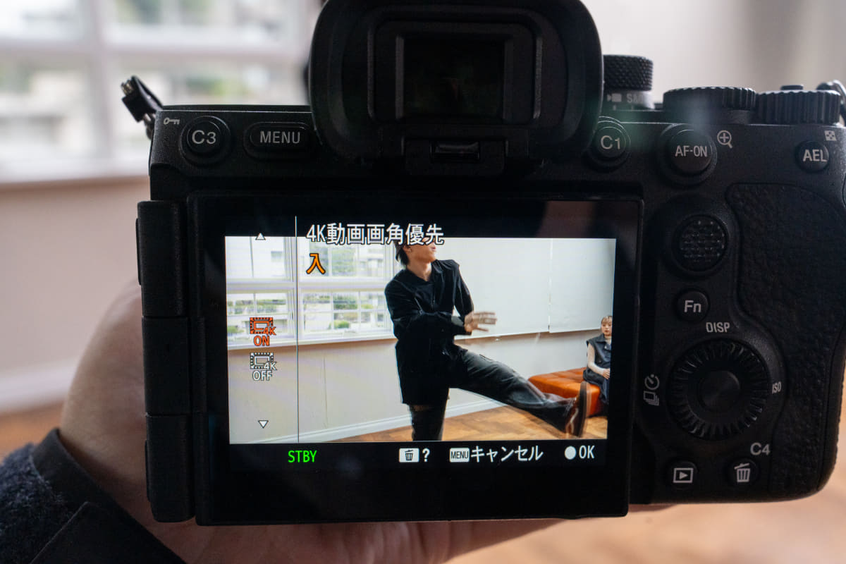 4K動画画角優先を入に