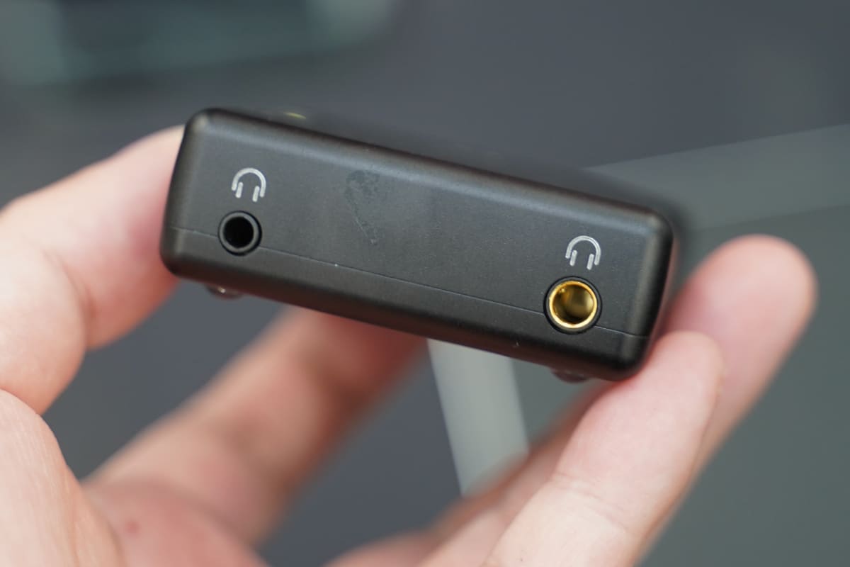 右が4.4mm端子になった