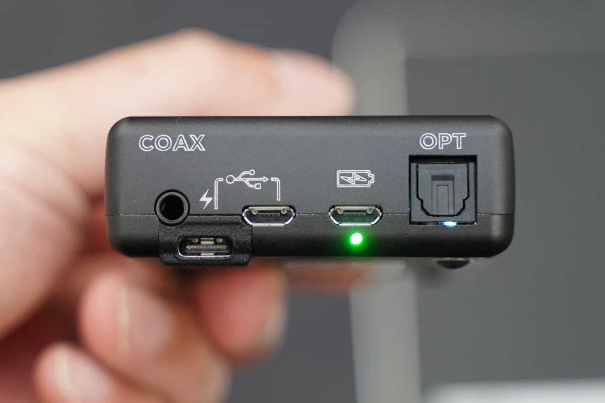 入力端子部は既存モデルと同じ