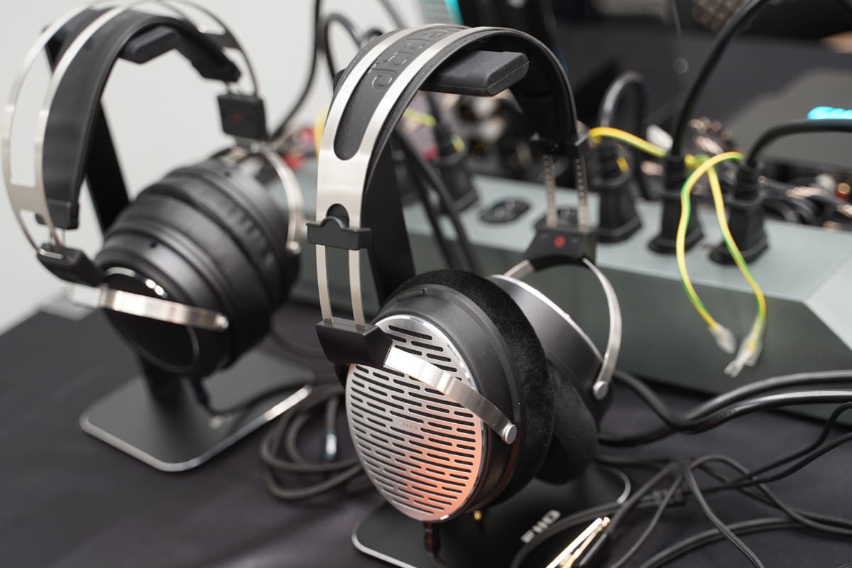 開放型ヘッドフォンのエントリーモデ「JT3」