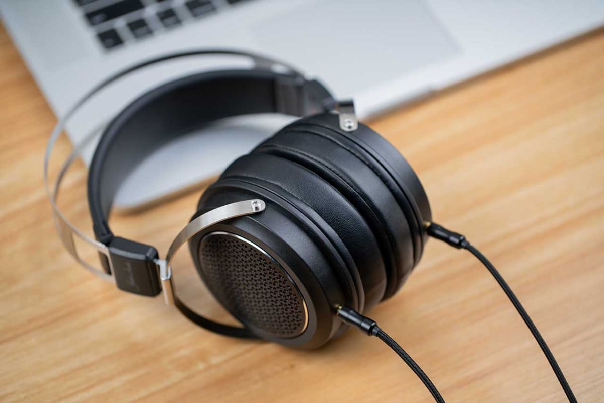 エントリーヘッドフォン「JT1」