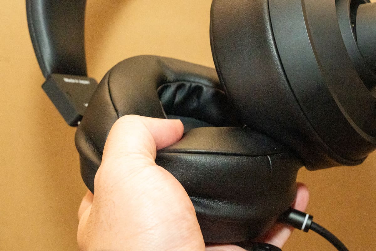 柔らかい低反発素材