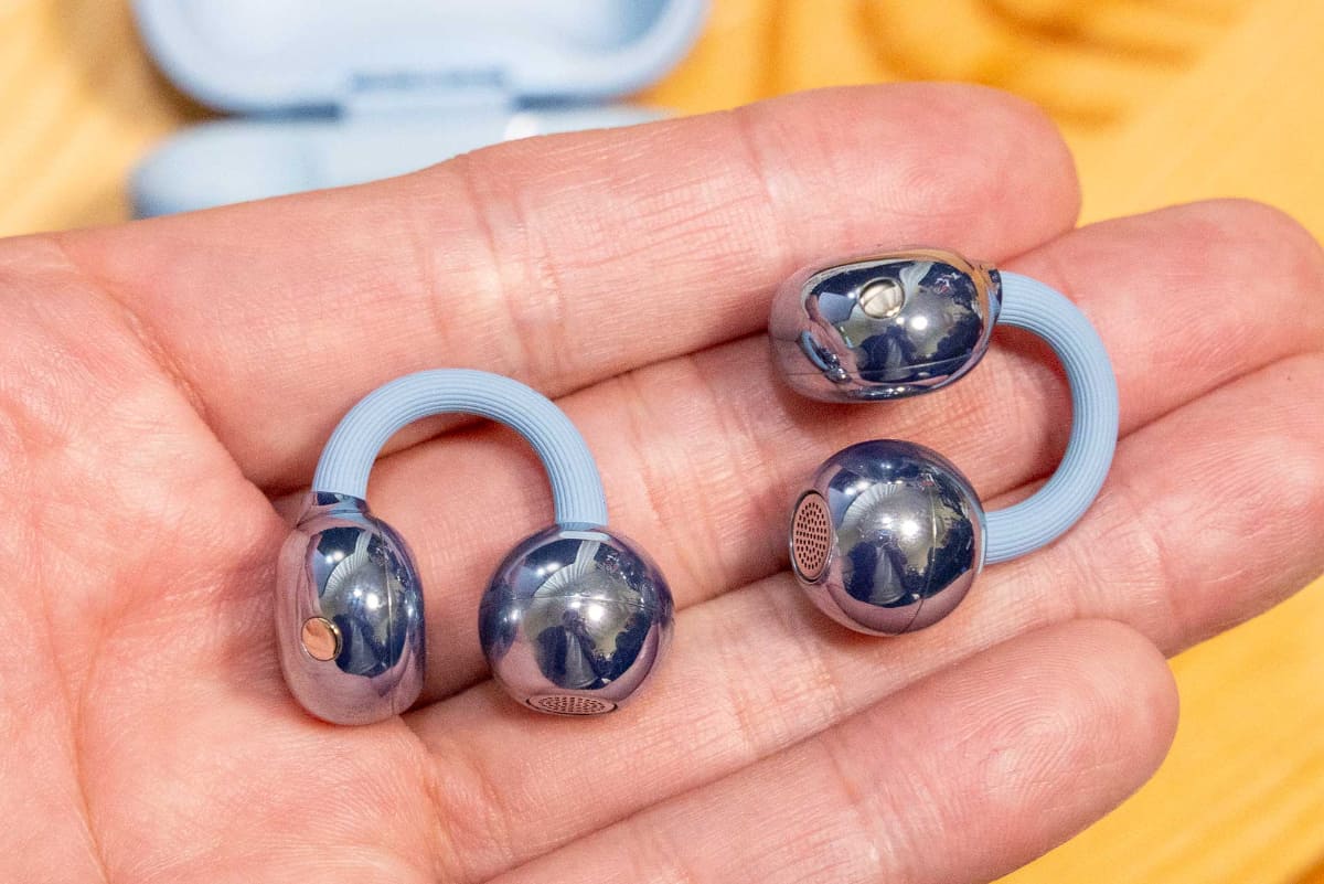 「FreeClip 2」のイヤフォン