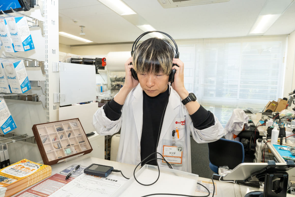 音を聴いて、他に問題がないかも確認