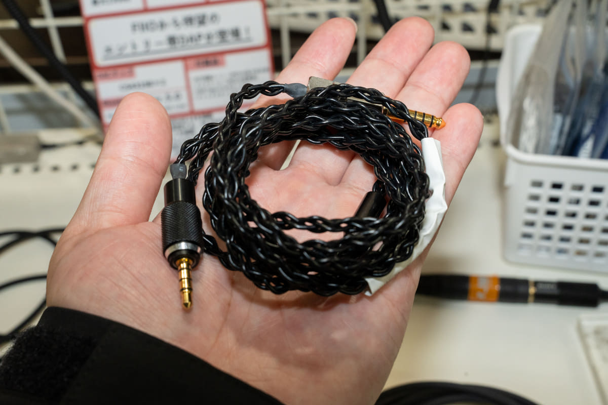 e☆イヤホン・ラボ「Tektite GEN2」