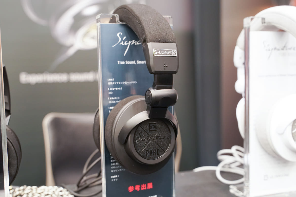 ULTRASONE「Signature PURE BLACK」