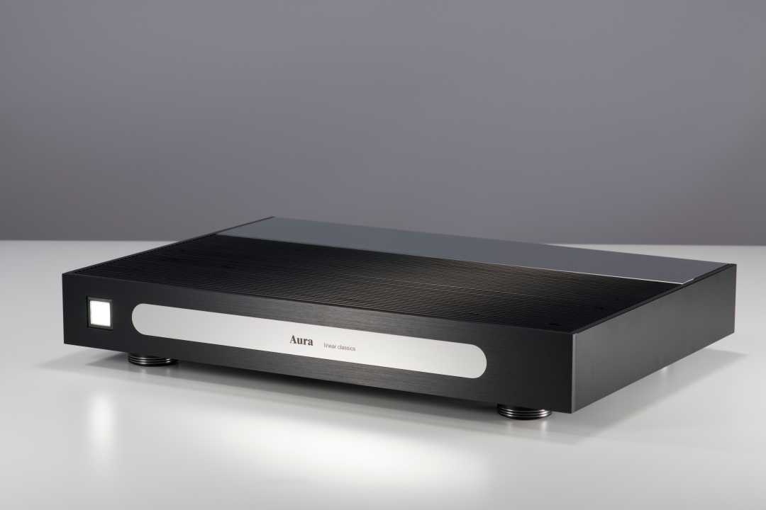 「linear classics」のステレオパワーアンプ「LCP 1」