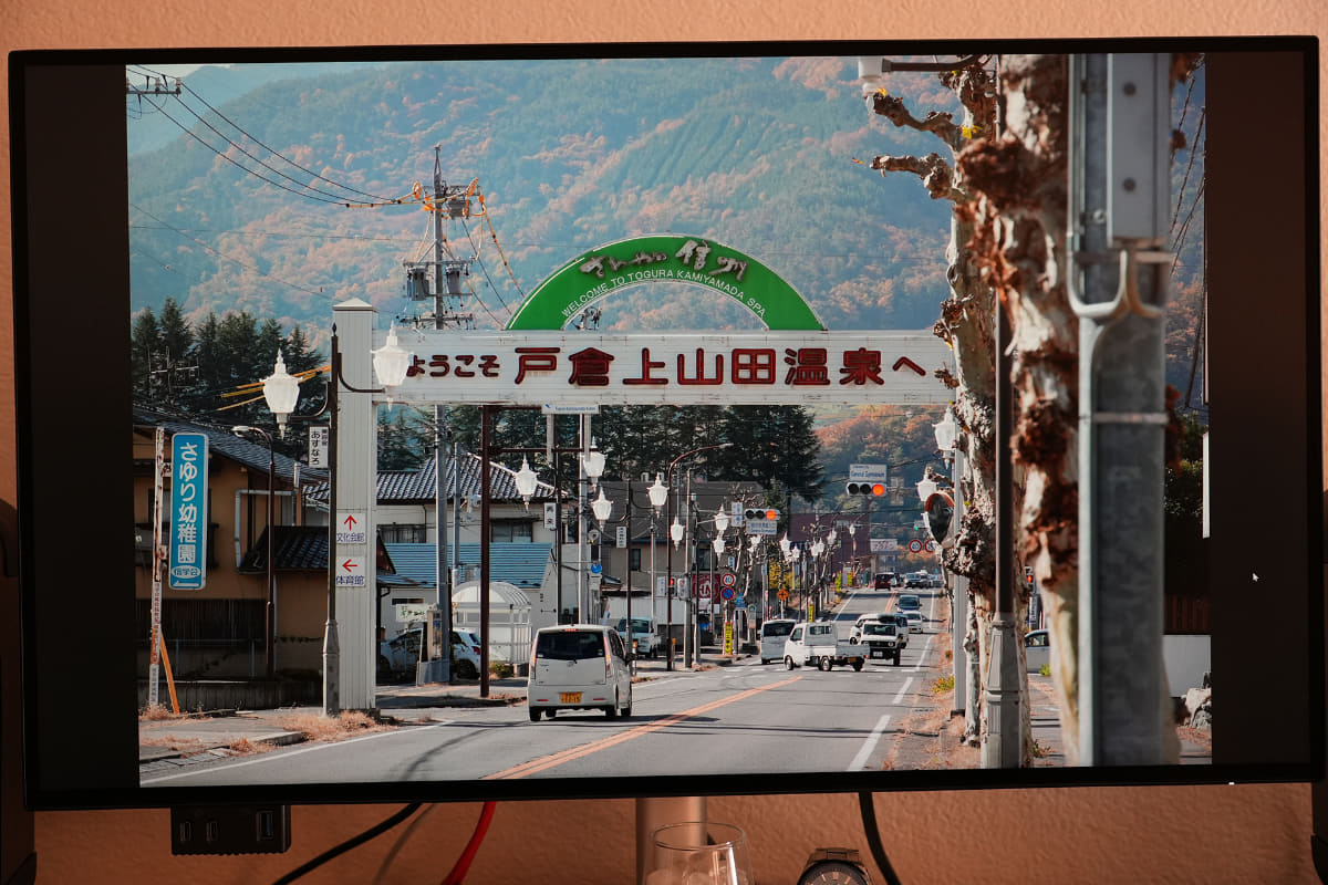 DELLの4K Thunderboltハブ モニター「U2725QE」