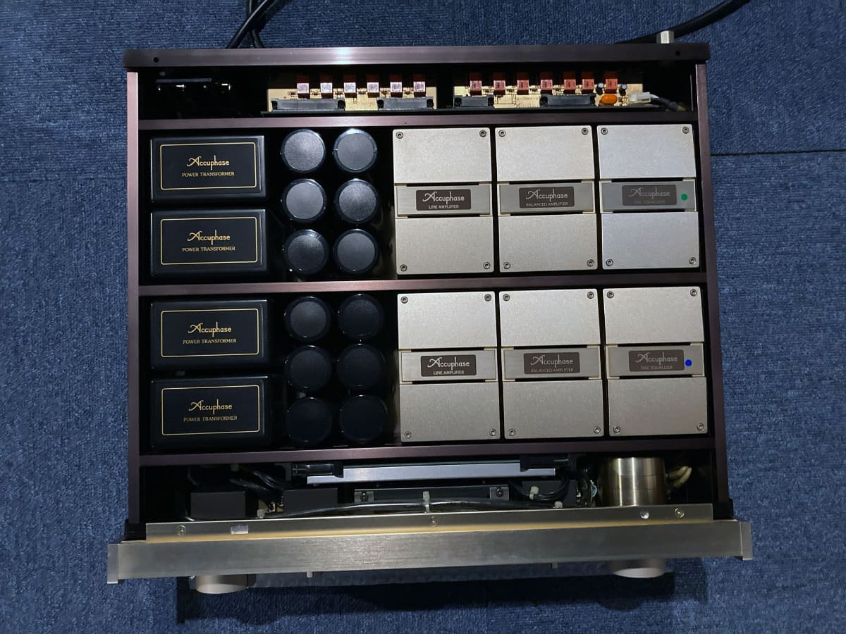 トップパネルを外した状態