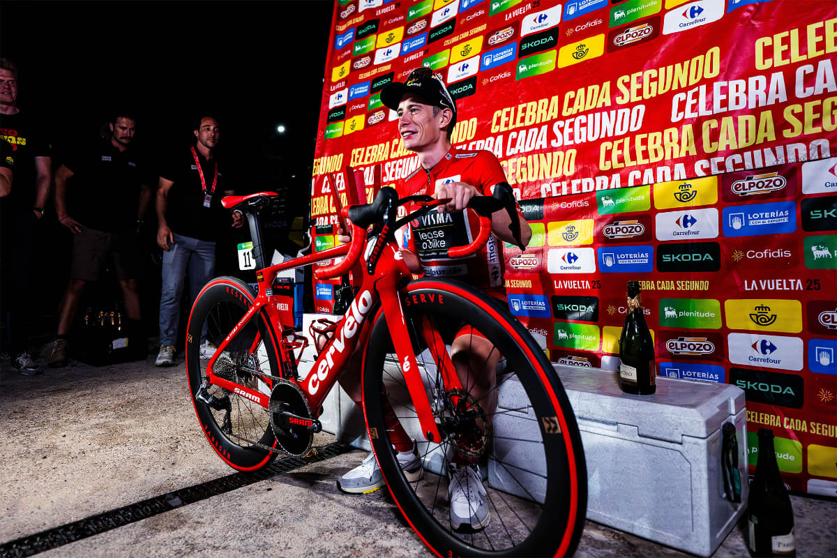 <span class="fnt-70">(C)Unipublic/Cxcling/Naike Ereñozaga</span>